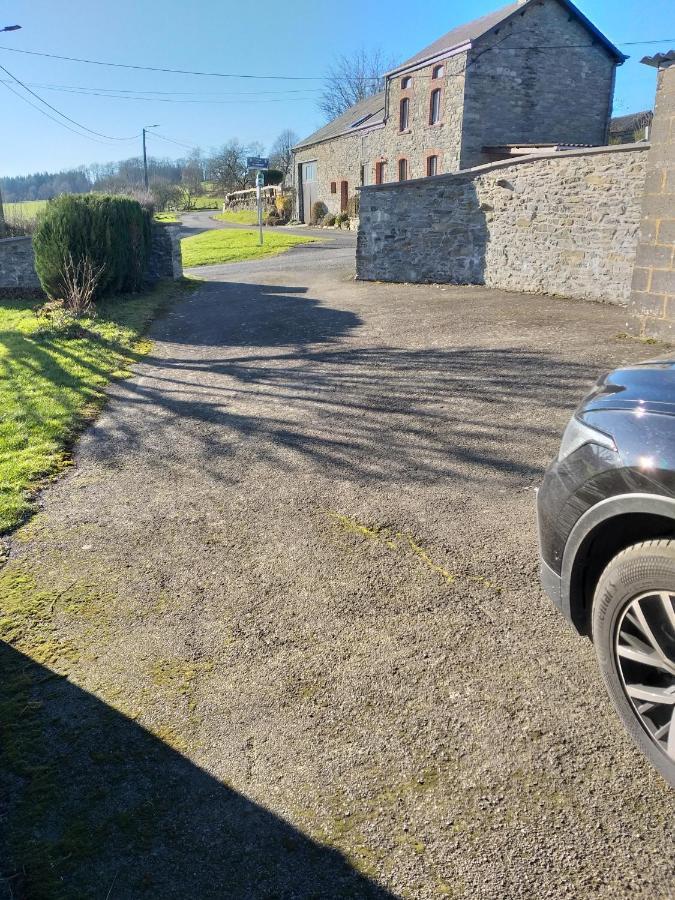Gite L'Ecole De Ma Mere Villa Bertogne Bagian luar foto